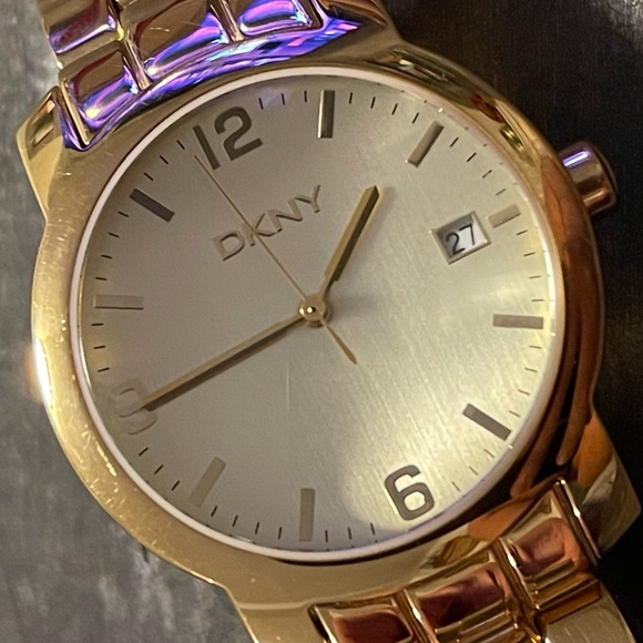 UNISEX DKNY Stainless Steel YELLOW GOLD PLATED WATCH NY1036 - Offers Considered - Picture 1 of 13